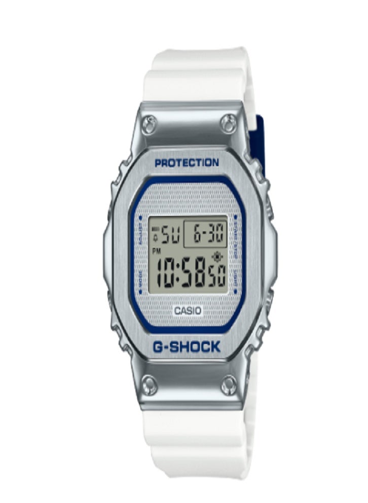 Casio G-Shock GM-5600LC-7DR: Lover's Collection Metal Square