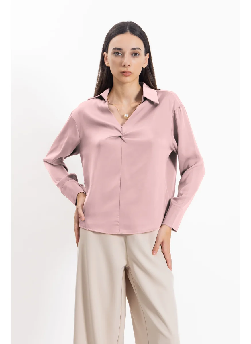 SHAPES SATIN SHIRT WITH NECKLACE