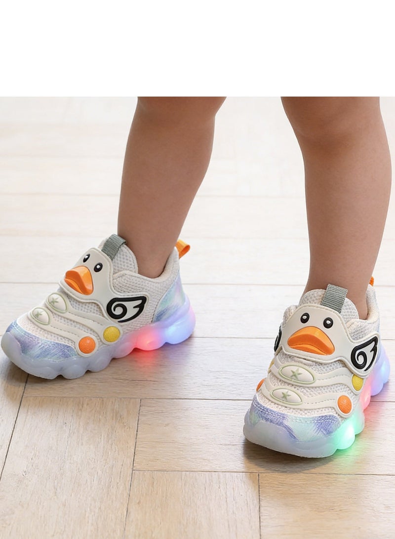دوكو أطفال إضاءة الأحذية, أحذية رياضية لامعة LED مع خطاف وحلقة المثبت, أحذية شبكة خفيفة الوزن مع نمط الكرتون, أحذية المشي التنفسية للأطفال الصغار, مناسبة للجري, المشي, السفر - Image 4