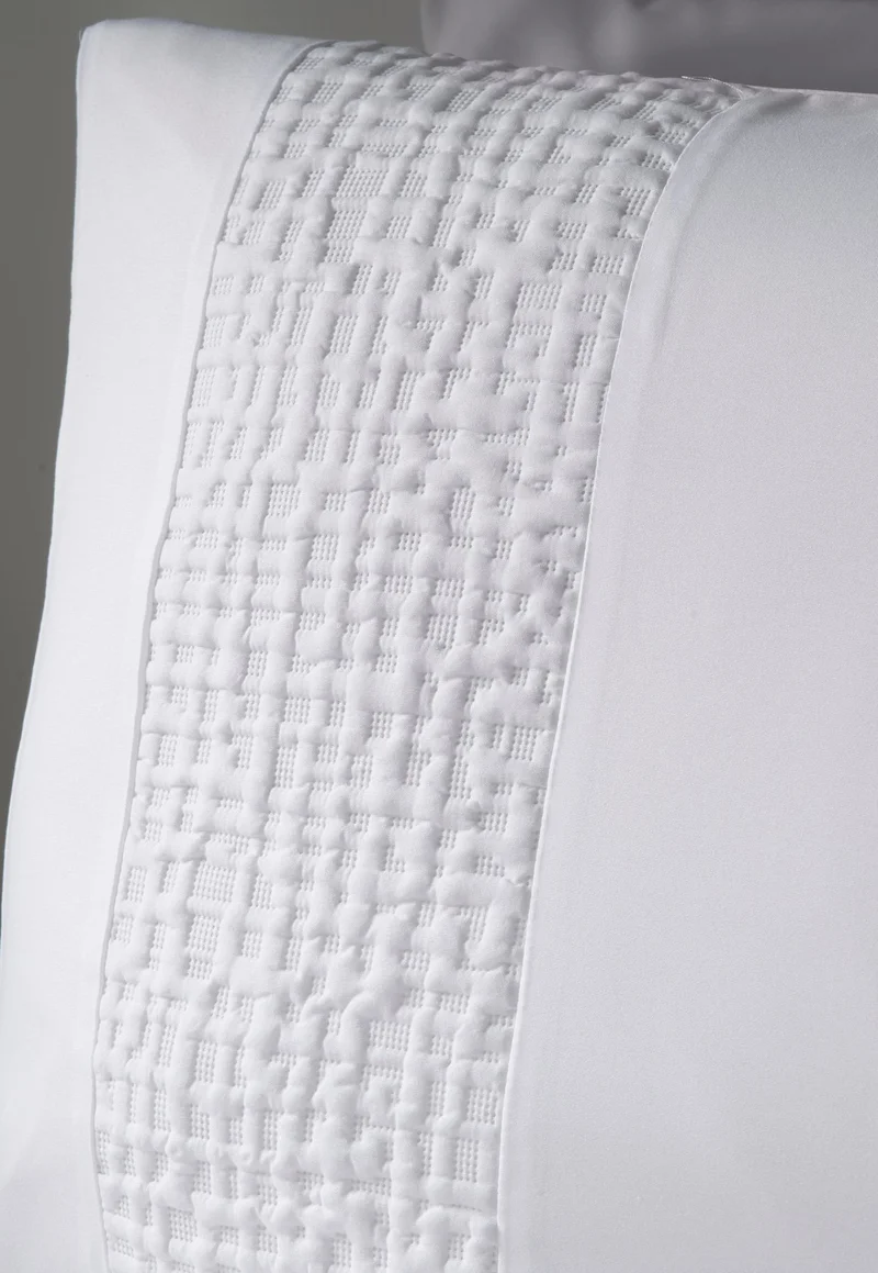 Matalan White White Grid Pinsonic Duvet Set  | Best Price UAE