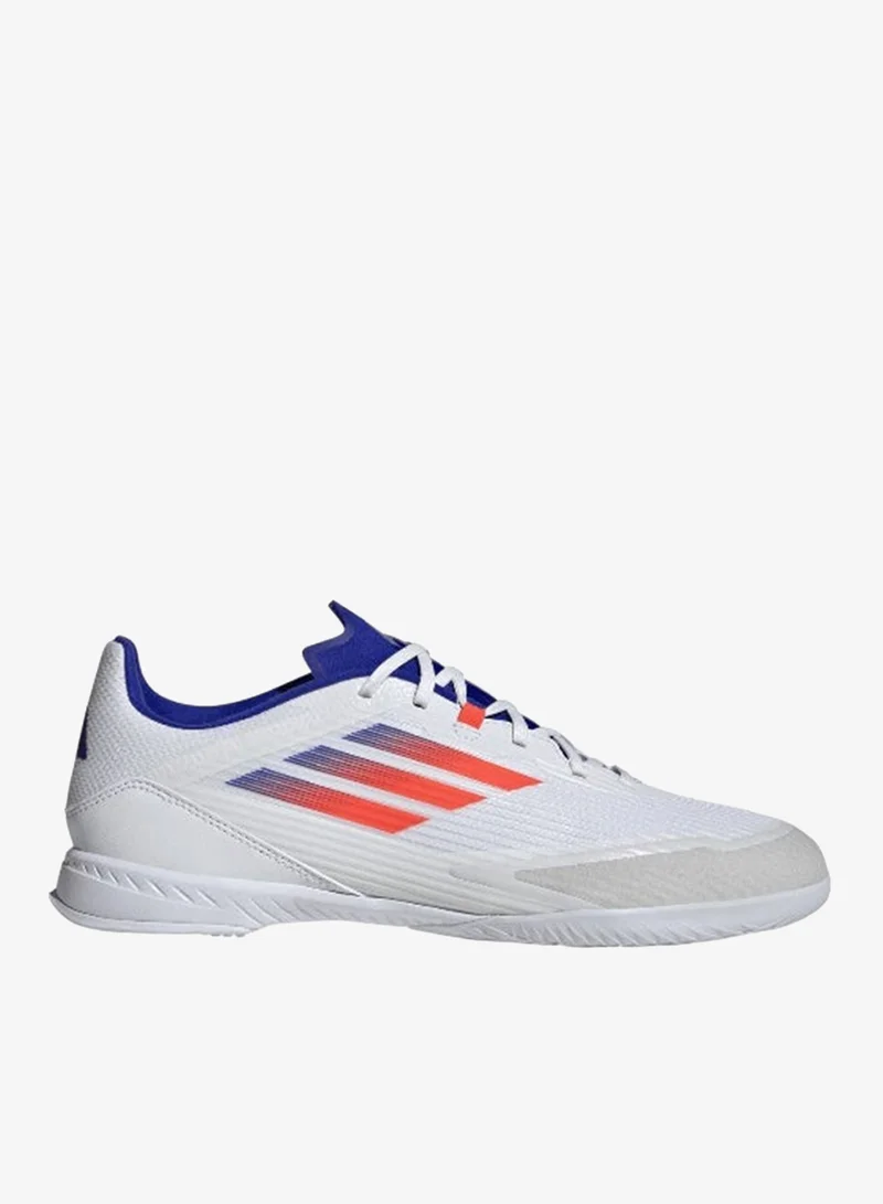 adidas أحذية كرة قدم دوري  باللون الأبيض