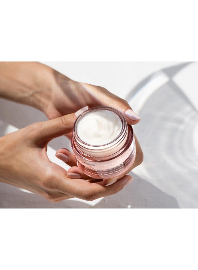 كوريس كريم جل الورد البري من Apothecary لبشرة مشرقة - للبشرة العادية والمختلطة، 40 مل، تم اختباره من قبل أطباء الجلدية، نباتي - Image 3