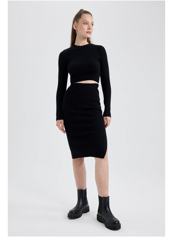 DeFacto - Woman Slim Fit Crew Neck Long Sleeve Tricot Pullover - Image 1