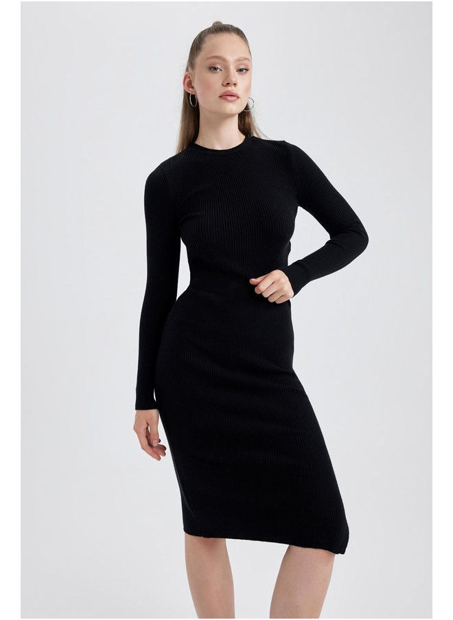 DeFacto - Woman Slim Fit Crew Neck Long Sleeve Tricot Pullover - Image 1