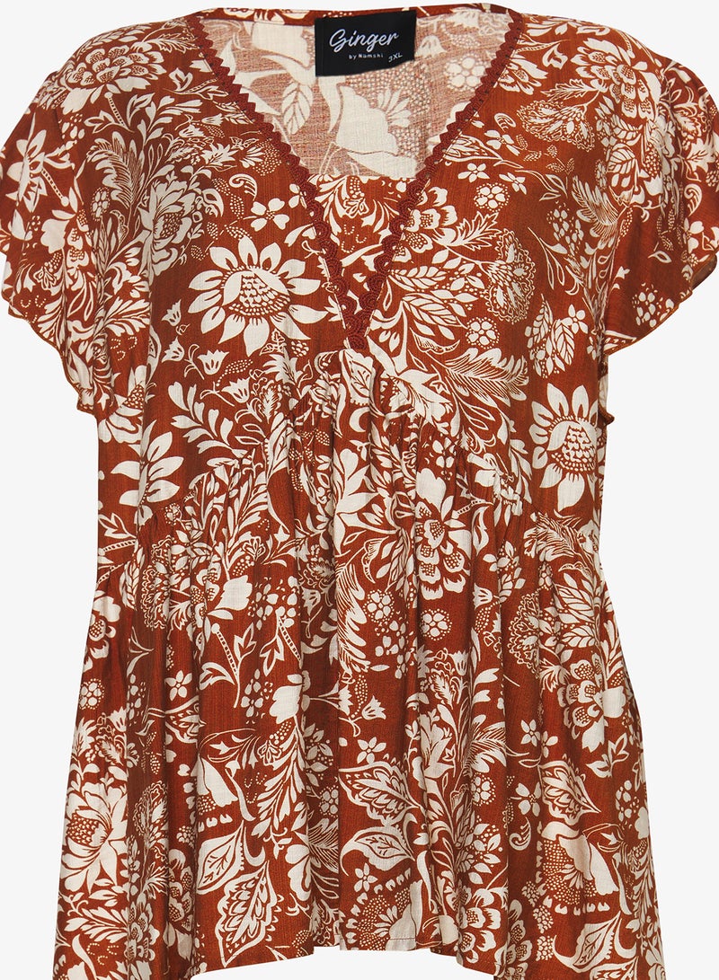 جينجر بلس بلوزة بوهيمية بطبعة زهور وياقة على شكل حرف - Image 3