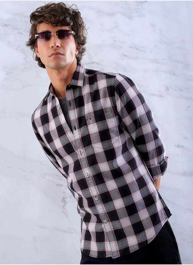 شركة المرآب الهندية Men Slim Fit Checkered Full Sleeves Cutaway Collar Casual Shirt