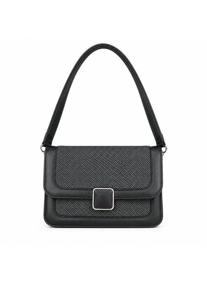 Elegant small women's leather shoulder bag with a gold metal clasp - Image 3
