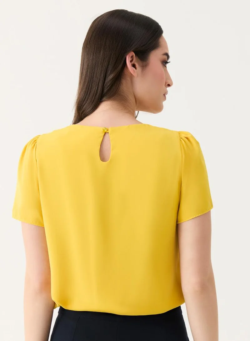 Zigzag Yellow Short Sleeve Chiffon Neck Top