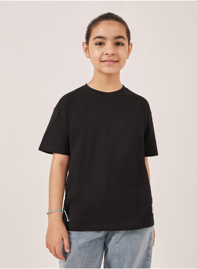Styli Solid Oversized T-Shirt with Badge Detail  - Image 1