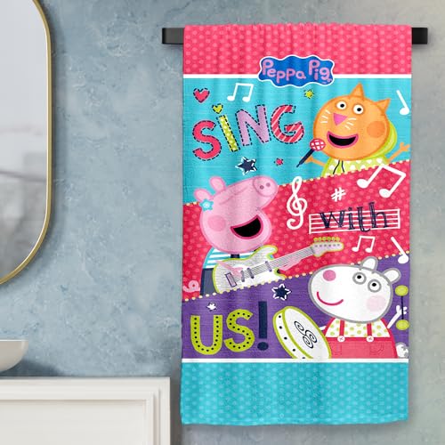 Sassoon Peppa Pig Cotton Kids Bath Towel in 400 GSM- 60 cm x 120 cm (Sing) - Image 1