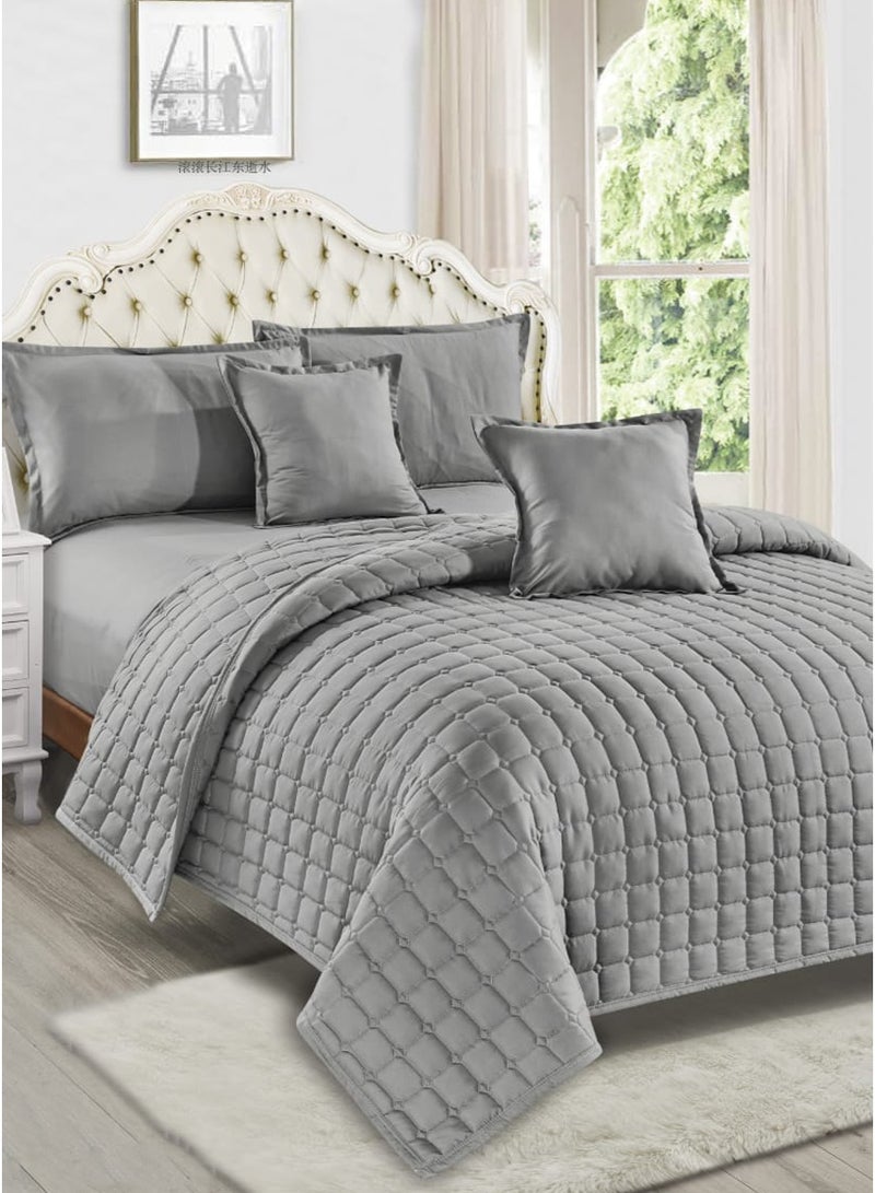 مون مفرش سرير نفر ونص سادة مبطن مضغوط بتصميم مربعات أنيق – 4 قطع – لحاف 170×220 سم – شرشف مغاط عميق 120×200+35 سم مع غطاء وسادة وغطاء مخدة ديكور - Image 1