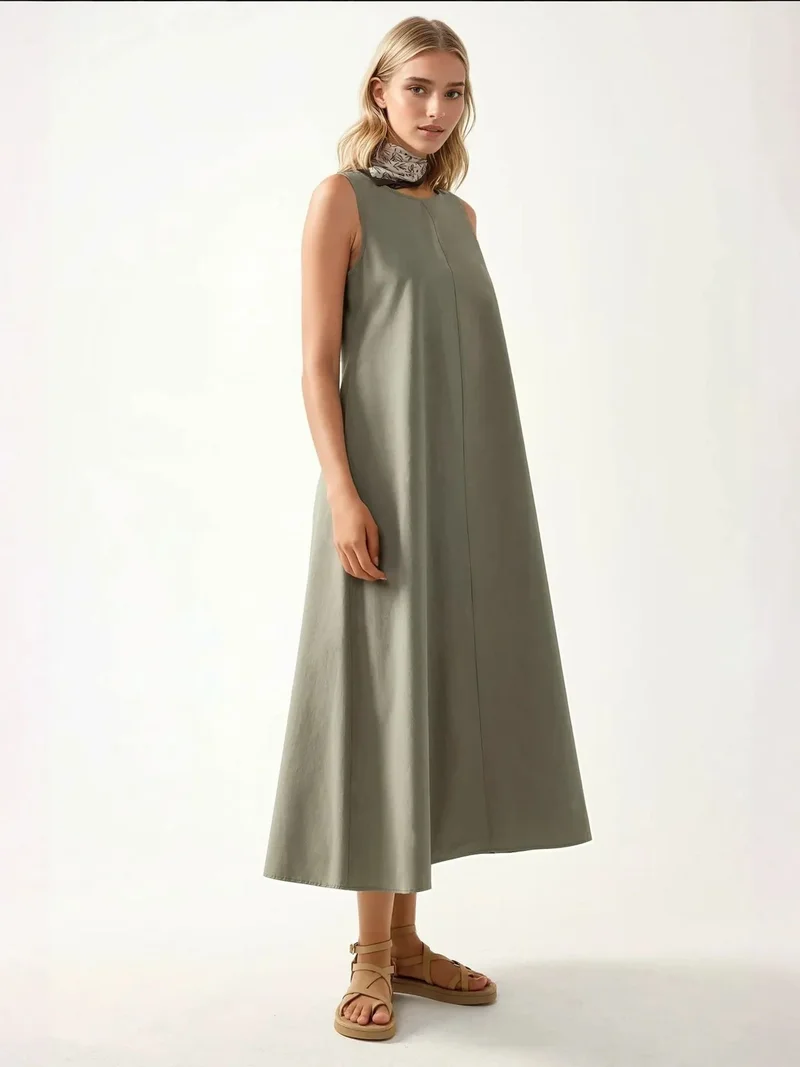 زوبعة فستان ماكسي بتصميم - بدون أكمام بياقة دائرية من مجموعة