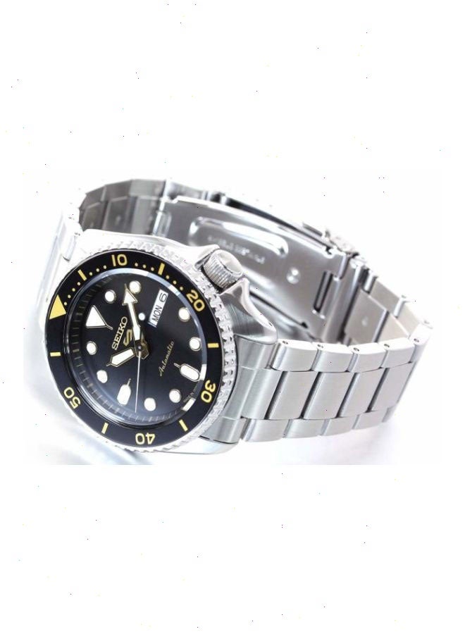 Seiko 5 Men's 5 Sports Water Resistant Analog Watch SRPD57K1 - Image 3