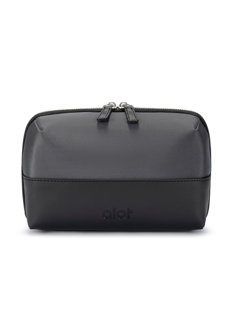 Alot small bag , elegant and durable , equipped with multiple pockets for daily use. Made of polyester and microfiber leather, with a 1-liter capacity. Also features a rear hand strap for easy carrying. - Image 1