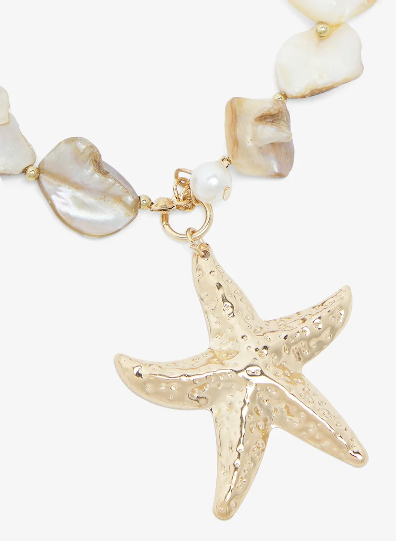 جينجر Sea Charm Resin Necklace