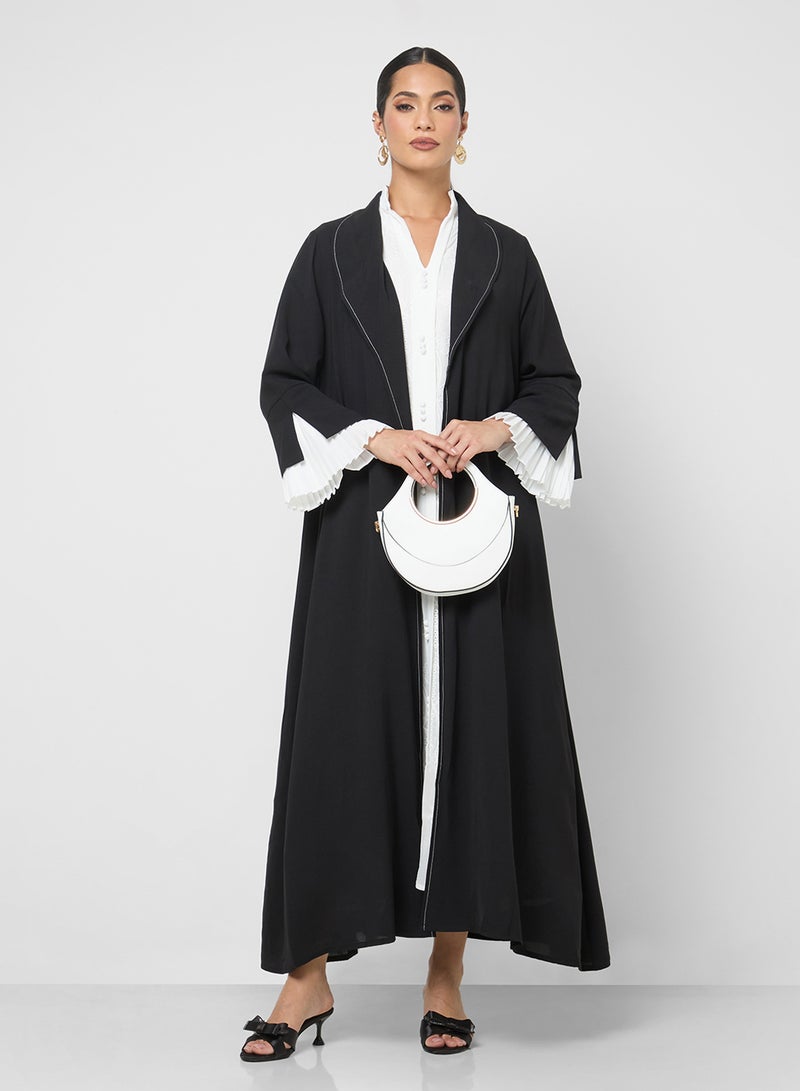 Khizana Abaya With Pleated Sleeves - Image 1