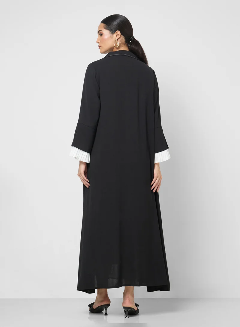 خزانة Abaya With Pleated Sleeves