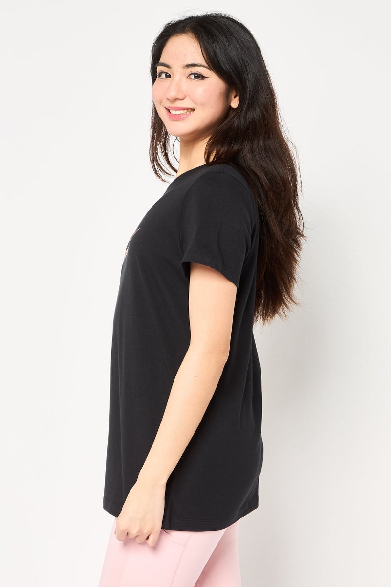 Nike Women Sportswear Fit Short Sleeve Outdoor T-Shirt, Black - Image 3