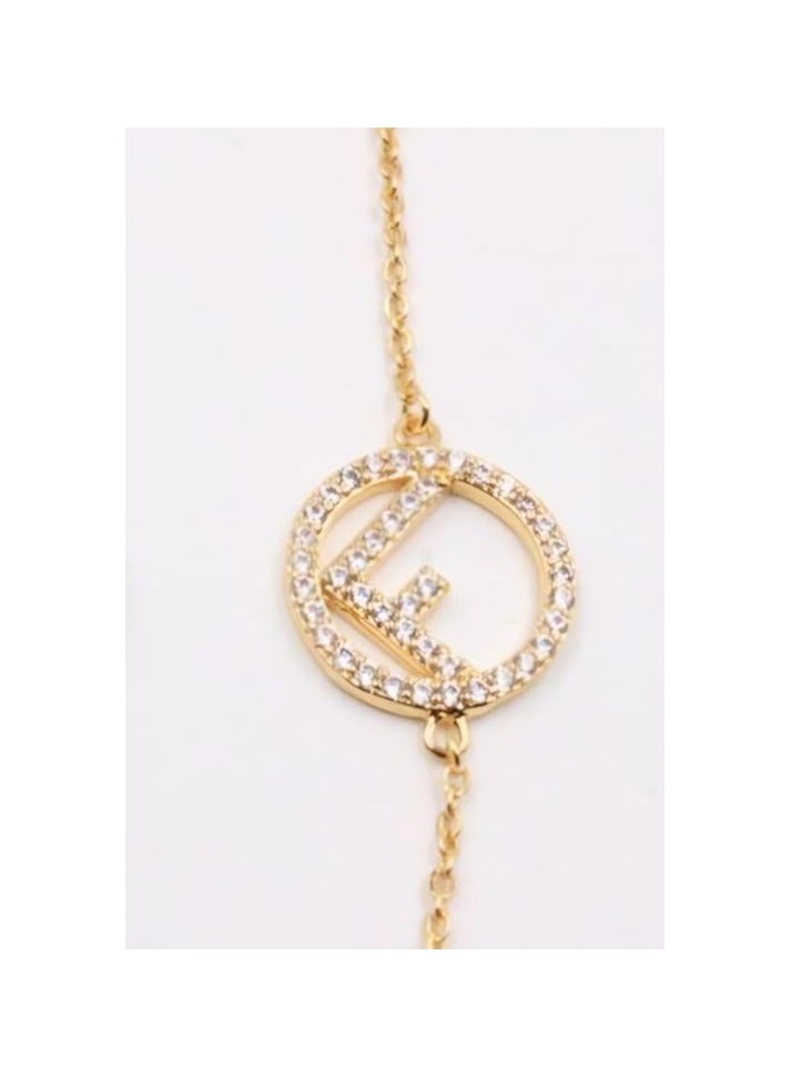 بونكا سوار ذهبي أنيق على شكل حرف F مرصع بالزريكون للنساء من بونكا - Image 4