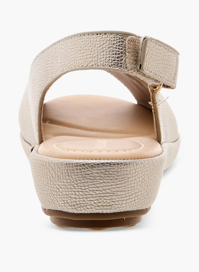 Le Confort Women's Textured Open Toe Slingback Sandals