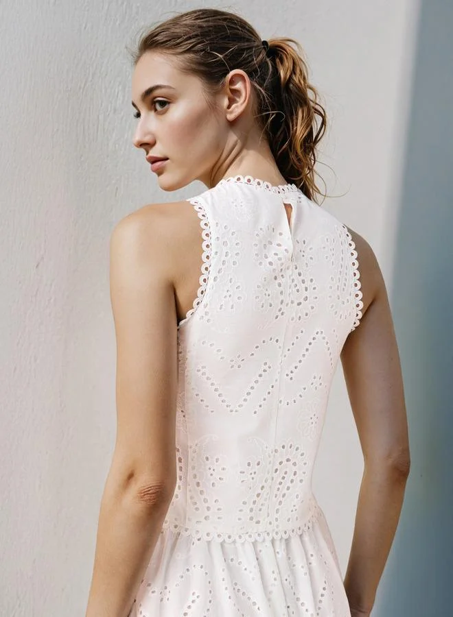 2Xtremz 2Xtremz Schiffli Embroidered Sleeveless Top