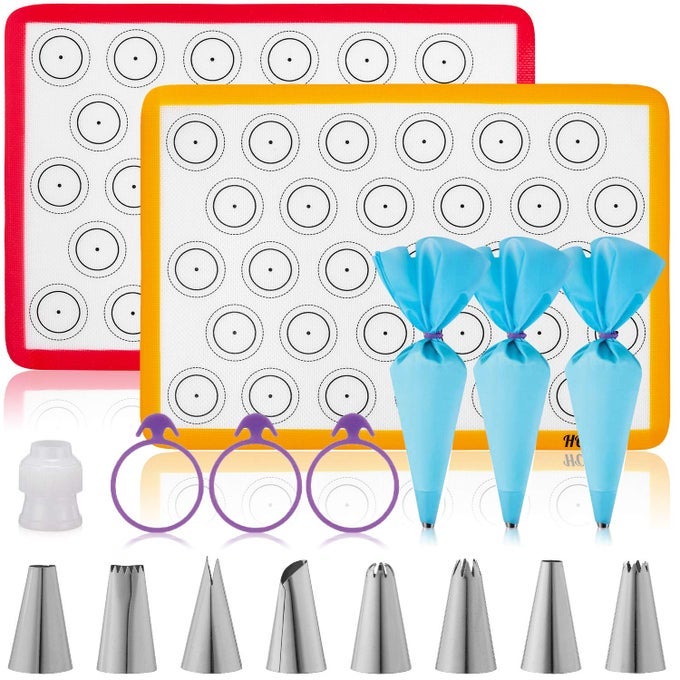 PIPING BAGS AND TIPS SET FOR MACARONS 17PIECE BAKING SUPPLIES KIT REUSABLE SILICONE PASTRY BAGS 2 HALFSIZE BAKER MATS IDEAL FOR HOME PASTRY BAKING 165X115