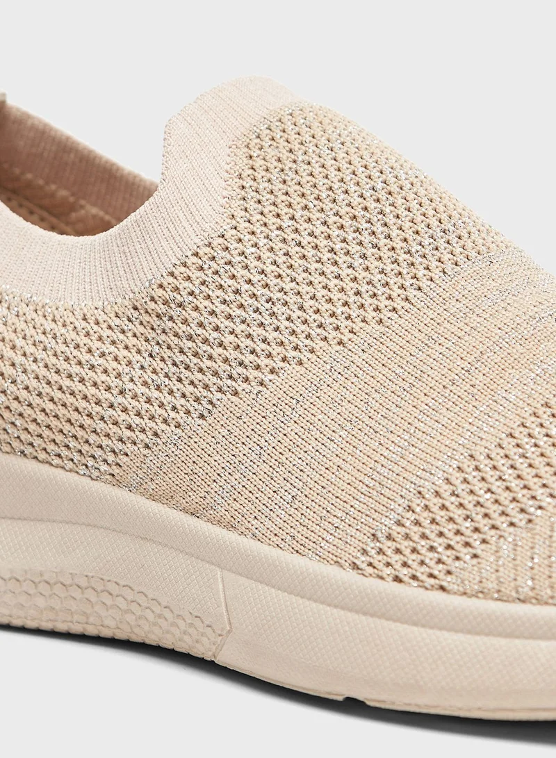 شو اكسبرس Casual Slip Ons