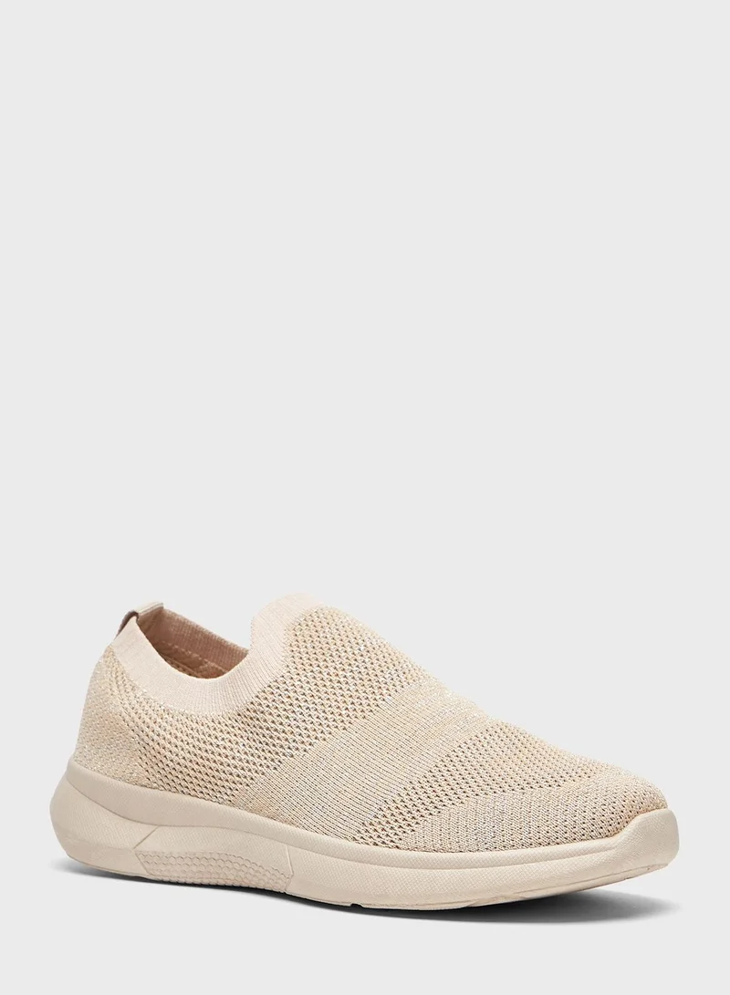 شو اكسبرس Casual Slip Ons