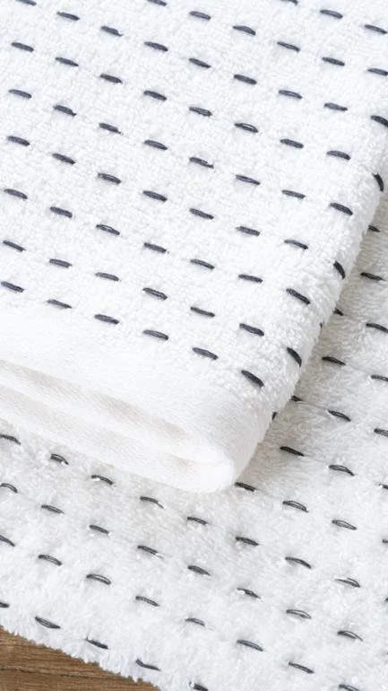 Bluenity Coat 100% Natural Cotton Guest Bathroom / Kitchen Towel - 30X50 cm Cream