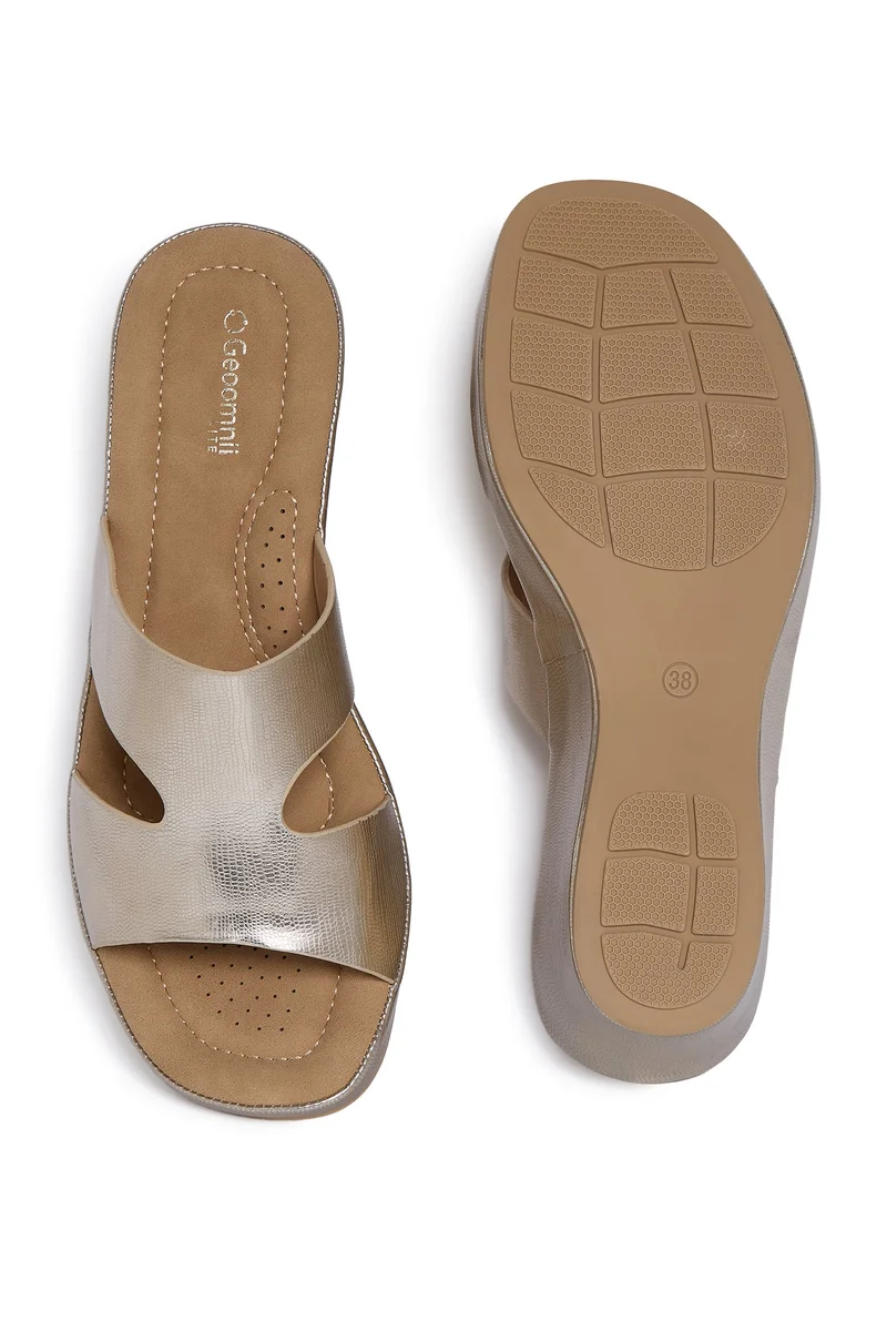 Geoomnii GOLD Geoomnii Comfort Slide Sandals for Women – Cushioned Slip-On Casual Sandals for Daily Wear, Home, Travel & Walking for Women | Best Price UAE
