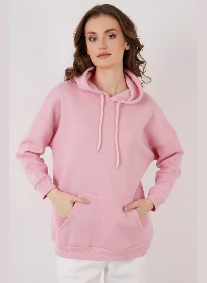 ليلا ليلا سويت شيرت شتوي نسائي بياقة بغطاء رأس قطني بقصة عادية وملمس ناعم