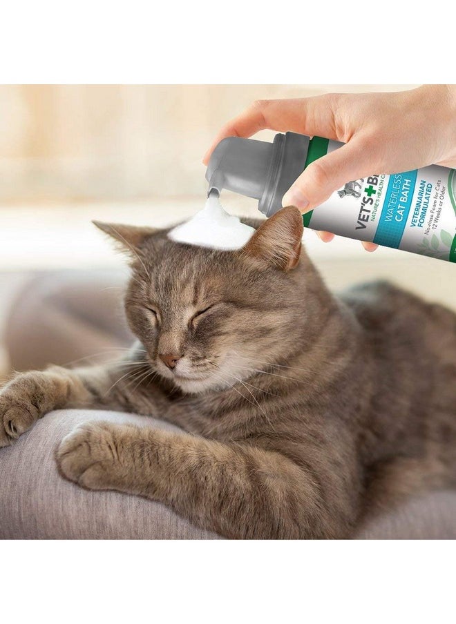Vet's Best Vet's Best Waterless Cat Bath, No Rinse Waterless Dry Shampoo for Cats, Veterinarian Formulated Cat Shampoo, Kitten Shampoo, 4 oz  - Image 4