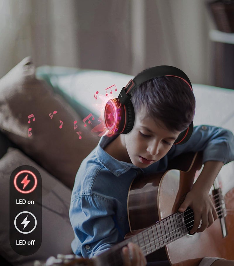سماعات رأس للأطفال للمدرسة، سماعات رأس للأطفال من نوع USB Type C مع أضواء LED، سماعات رأس سلكية للأولاد والبنات مع محدد أمان 85dB/94dB، سماعات رأس قابلة للطي توضع على الأذن مع ميكروفونات للمدرسة/iPad، أسود - Image 3