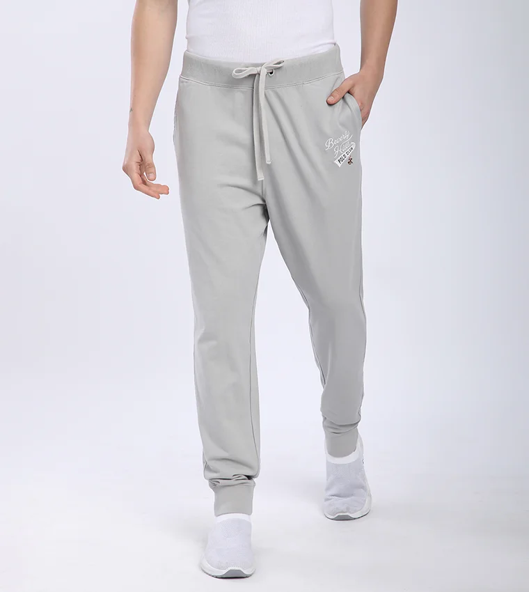 بيفرلي هيلز بولو كلوب بنطال رياضي بخصر برباط وتفاصيل شعار