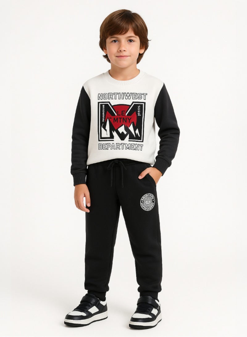 فكتور اند جين طقم صوف حضري للأولاد – سويت شيرت أسود وأبيض + بنطال رياضي برباط - Image 1