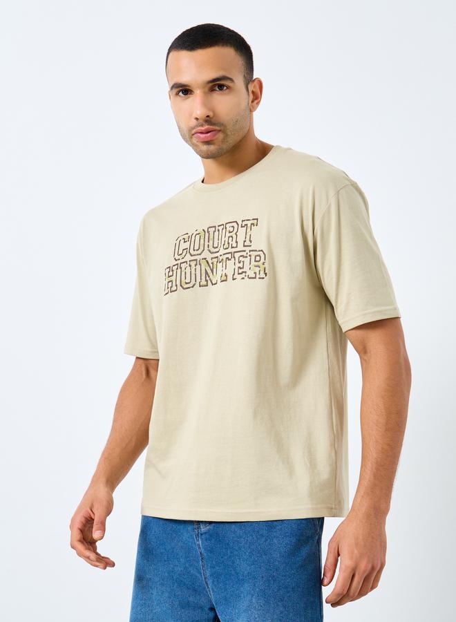Styli Men Khaki Oversized Printed Jersey T-Shirt - Image 2