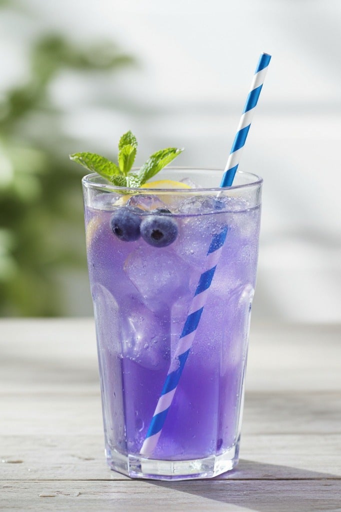 BarPros Eco-Friendly Blue & White Striped Paper Drinking Straws - 250 Pack - Image 3