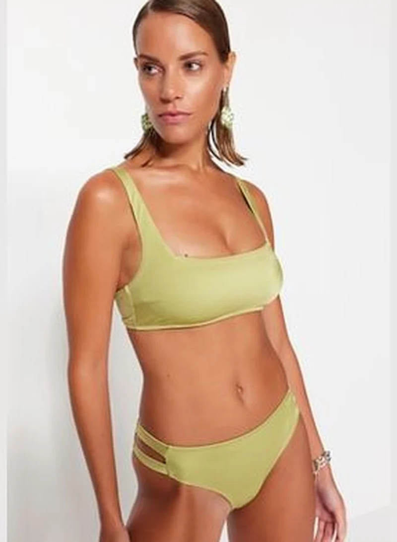 trendyol Green Bralette Bikini Top TBESS21BU0303