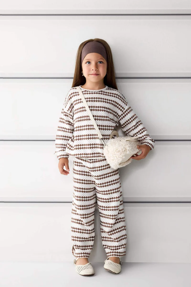 ديفاكتو Baby Girl Crew Neck Striped Sweatshirt