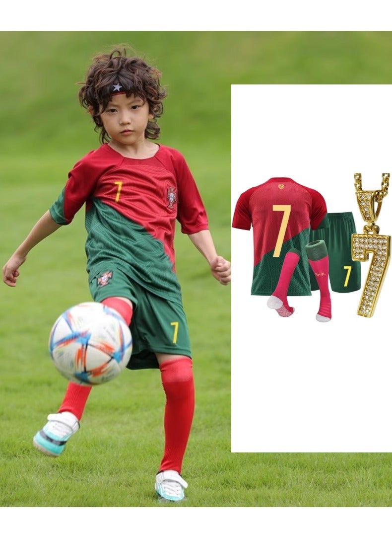 أونليماي فقط جيرسي كرة قدم للأولاد  رونالدو مع جوارب وقلادة رقم 7 - زي كرة قدم للأطفال والشباب (كورة قدم)ملابس رياضية للأطفال - Image 1