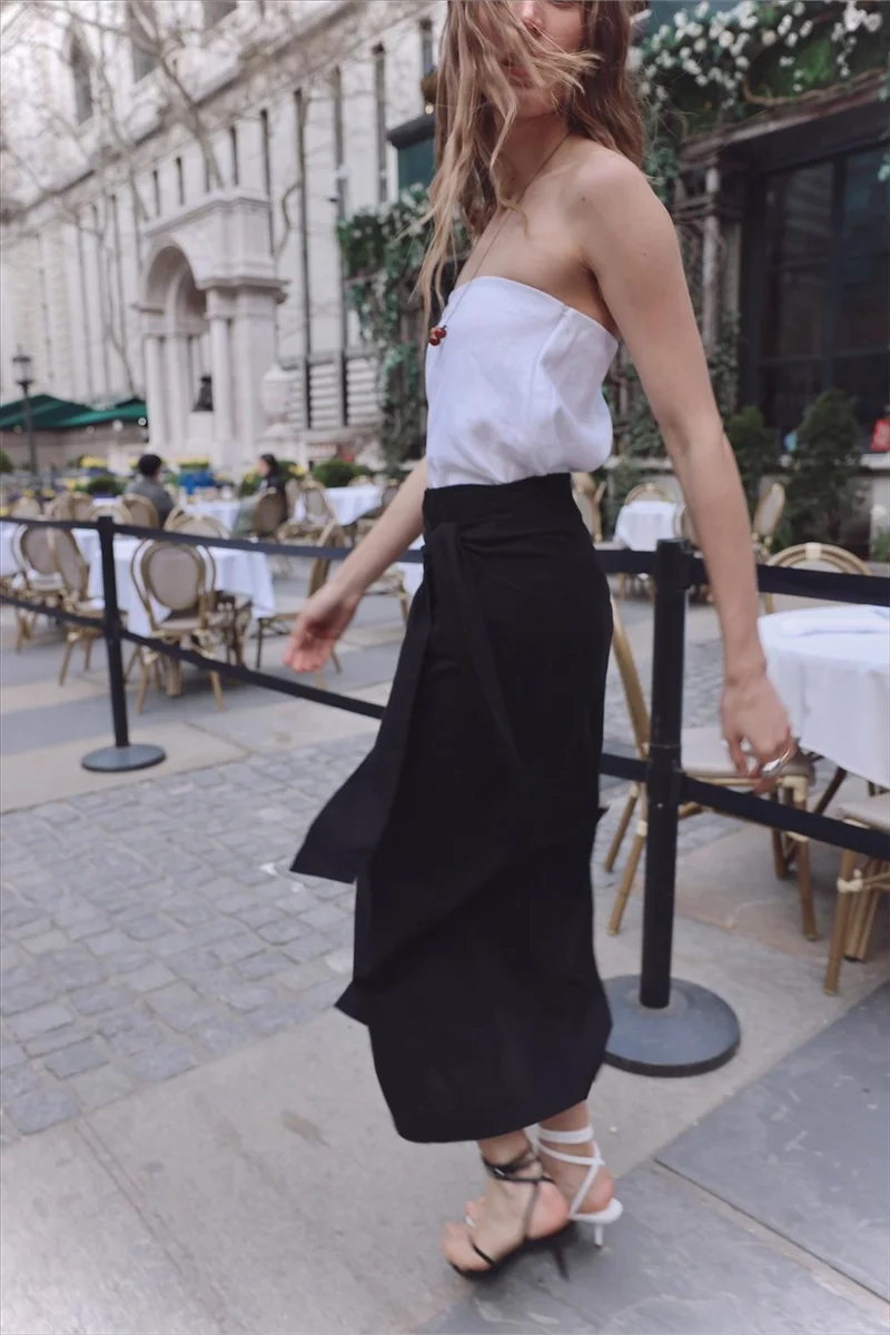 سود كوليكشن White 100% Linen Mill Strapless Blouse
