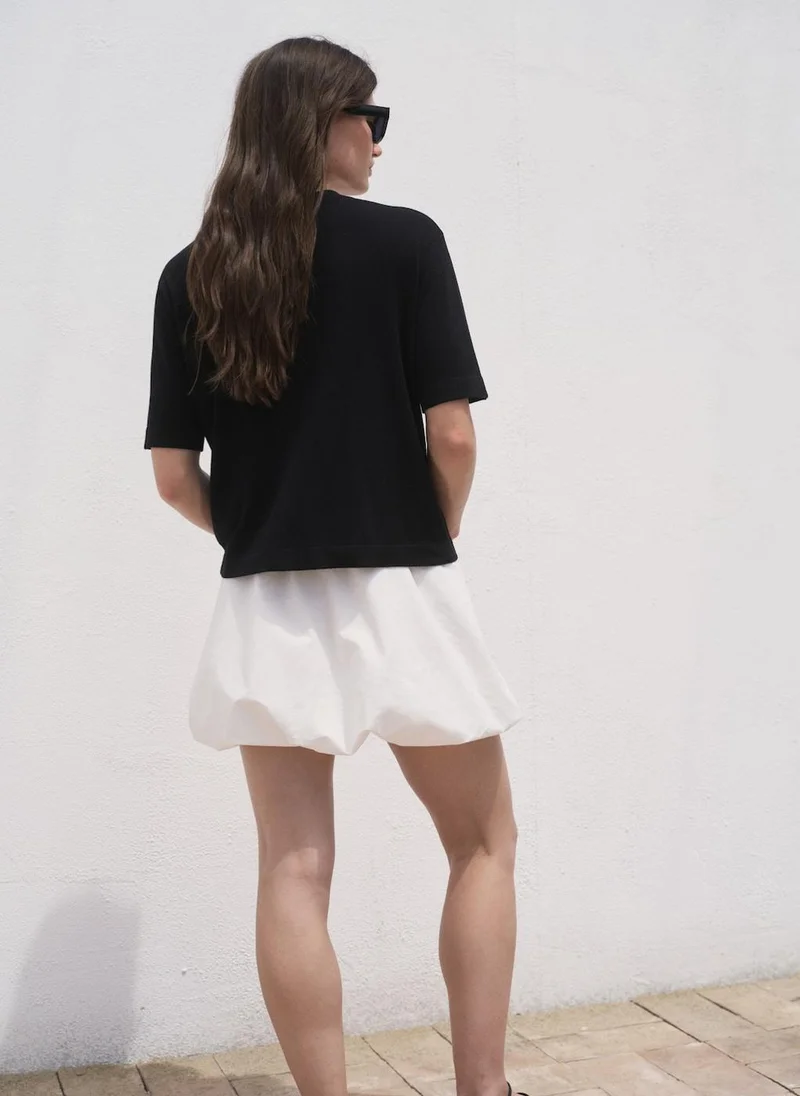 مانجو Short-Sleeved Fine-Knit Sweater