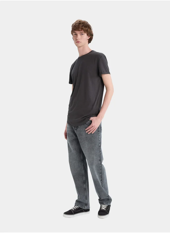 ديفاكتو DeFacto Men Slim Fit Crew Neck T-Shirt - Black