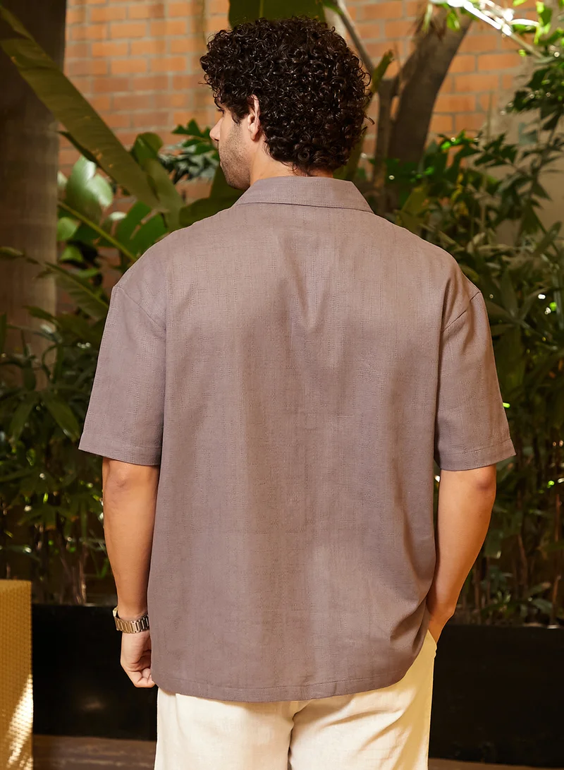 كامبوس سوترا Men's Brown Stone Solid Resort Oversized Shirt