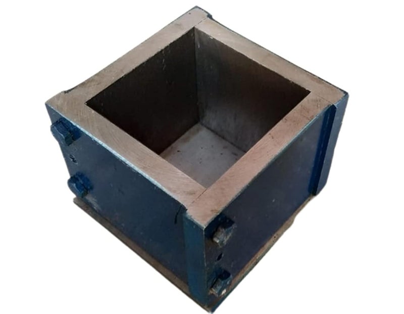 Heavy-Duty Cube Mould 70.6 mm for Concrete Testing | Durable Cast Iron Construction | Accurate Laboratory Testing Tool - Image 4