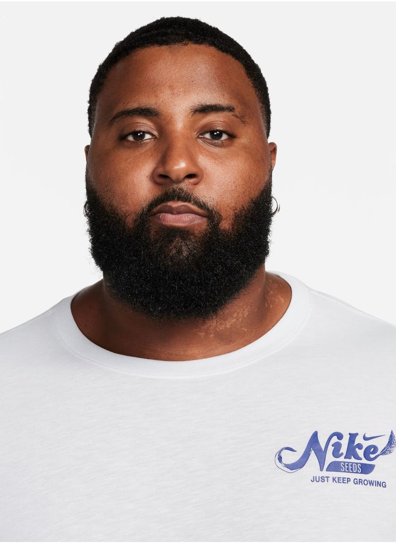 Nike - Dri-Fit 3Mo Slub Gfx T-Shirt - Image 1