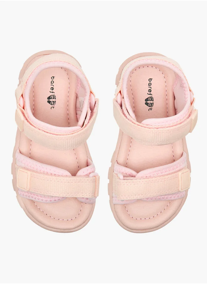 Barefeet Textured Floaters with Hook and Loop Closure