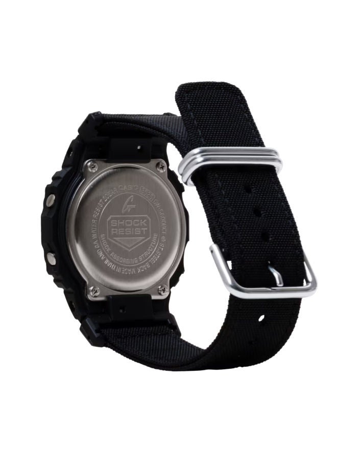 كاسيو ساعة يد رقمية من القماش DW-5600BCE-1DR - Image 4
