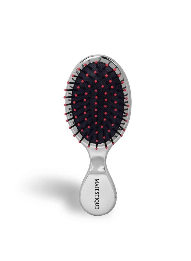 MAJESTIQUE فرشاة شعر صغيرة لإزالة التشابك بقبضة ناعمة من النايلون مع رأس كروي، مشط يدوي لتدليك الشعر للبالغين والأطفال لجميع أنواع الشعر، مزيل تشابك صغير للسفر (قد يختلف اللون) متعدد الألوان - Image 2