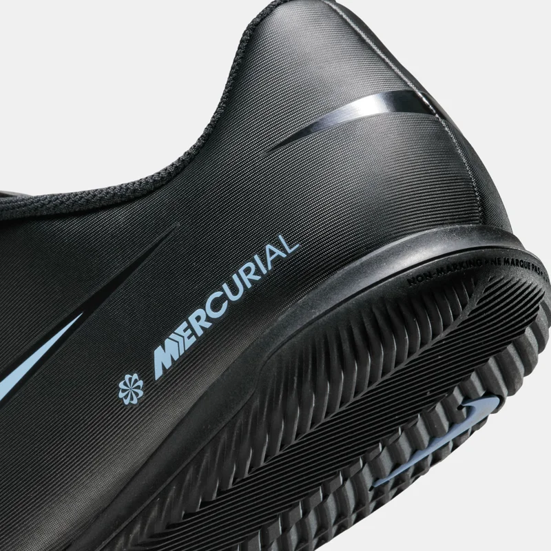 Nike Men's Mercurial Vapor 16 Club Indoor Court Football Shoes